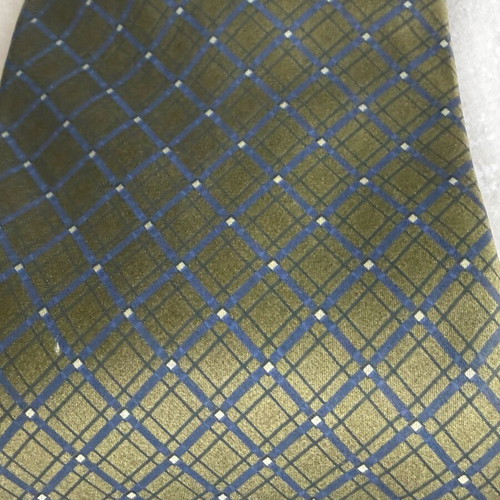 Tie silk like new