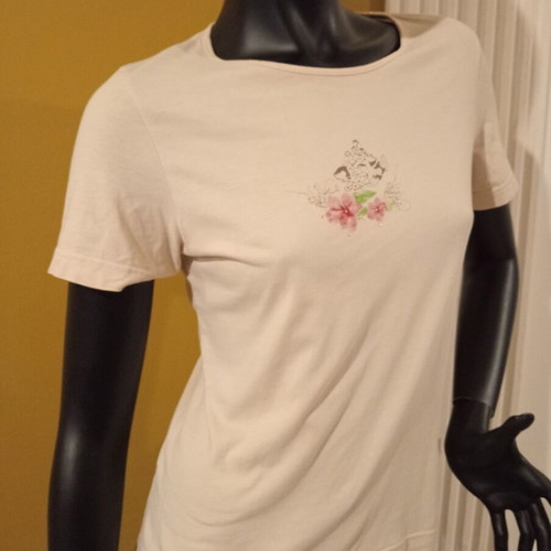 T-shirt beige with floral design, size M, new