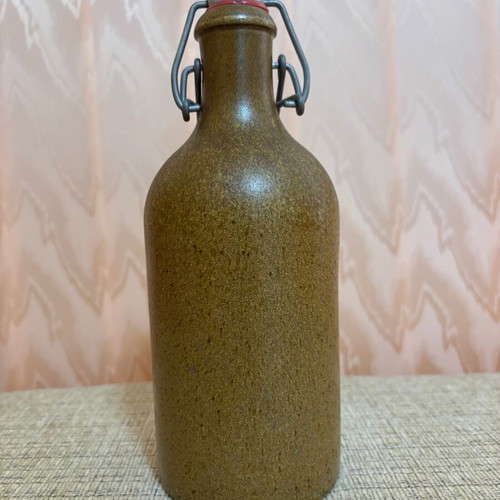 Traditional German Honig Met Mead Bottle 0.5L like new, decorative clay