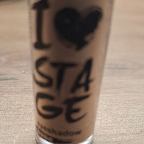 Eyeshadow primer used, primer for eyeshadow