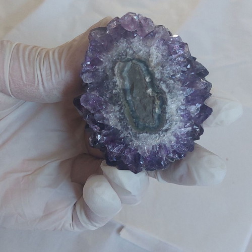 Amethyst from Uruguay new, 231.37g with stalactite eye