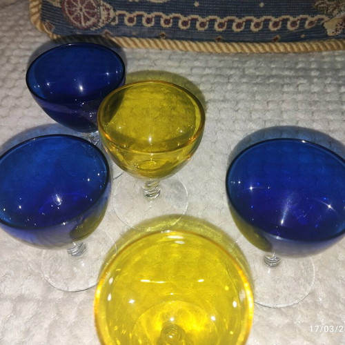 Vintage liqueur glasses, 5 rare colored pieces from France
