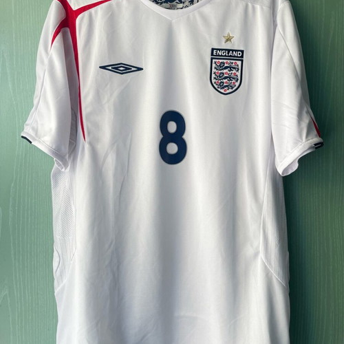 Frank Lampard England National Team Jersey like new, size Large and XL