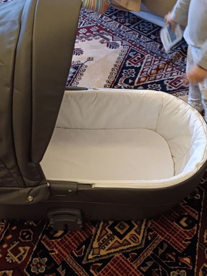 Quax port bebe new with adapters and cover