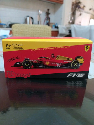 F1 Ferrari μινιατούρα επετειακή συλλεκτική!!