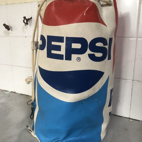 Pepsi vinyl bag 70’s used