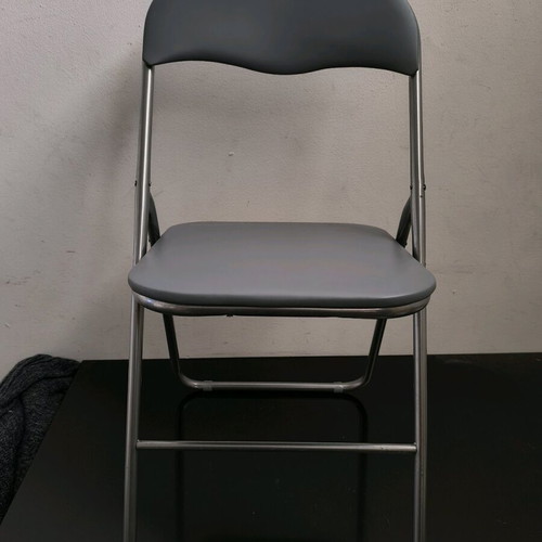 Metal chairs like new, pack of 8