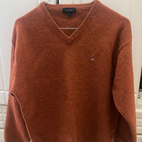 Gant sweater like new, size Large, orange