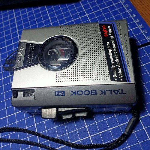 Sanyo Talk Book TRC 1149 Compact Cassette Recorder like new