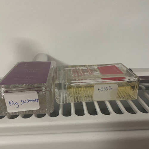 Perfumes used, pack of two