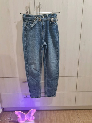 BSB Jeans Mom Fit Like New, Size Small, Blue