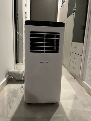 Φορητό κλιματιστικό United UPC-8029 like new με ανεμιστήρα και αφυγραντήρα