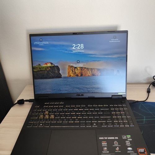 Gaming laptop Asus TUF A16 like new, 16GB RAM, 1TB storage, Windows