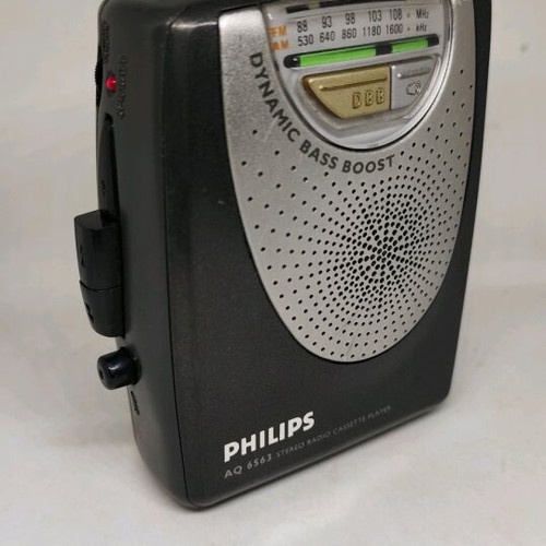 Philips AQ 6563 radio cassette player with open listening