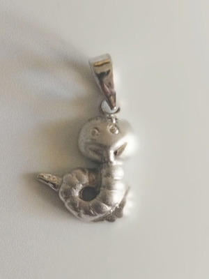 Silver 925 snake pendant new, silver color