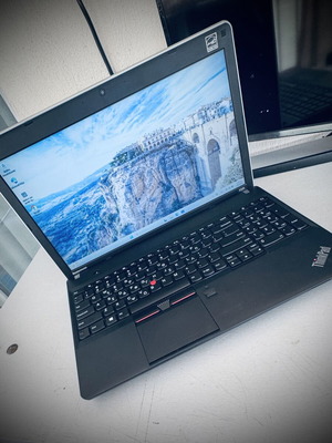 Lenovo ThinkPad Edge E535 φορητός υπολογιστής 15,6" 8GB RAM SSD 120GB