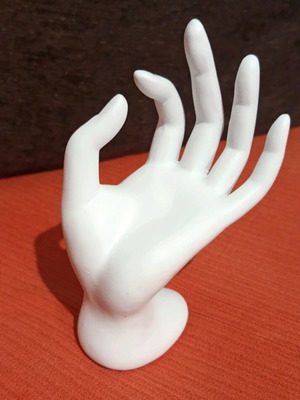 Βάση στήριξης για κοσμήματα καινούργια