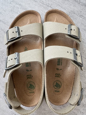 Birkenstock children's sandals size 33, new