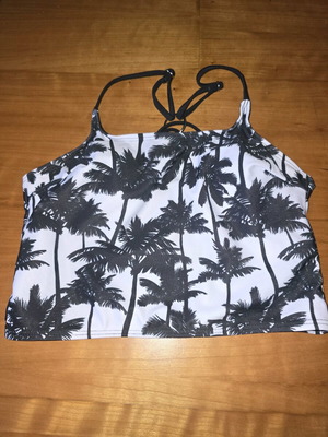 Blouse like new, size S, black and white