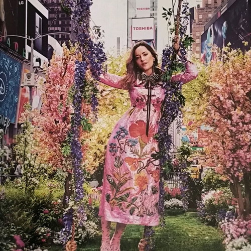 Harper's Bazaar issue 240 August 2017 like new