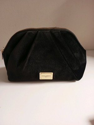 D&G women's velvet toiletry bag new black