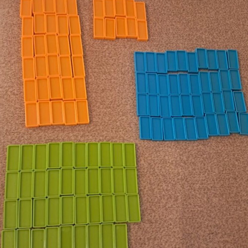 World Domino board game used, 129 pieces