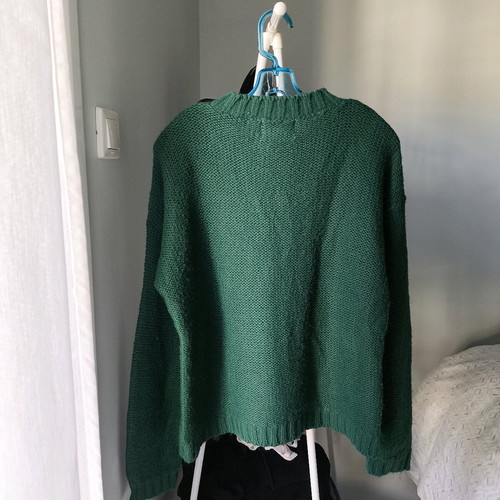 Karavan sweater like new, cypress one size