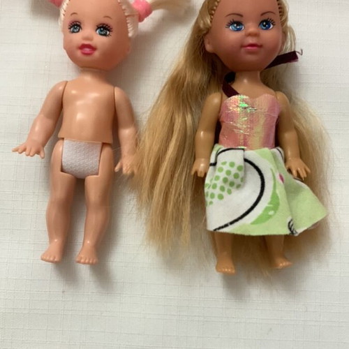 Mini dolls like new, pack of 2