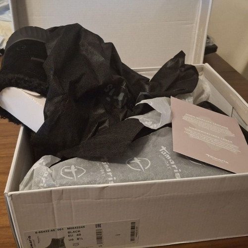 Tamaris black ankle boots new with fur, size 40
