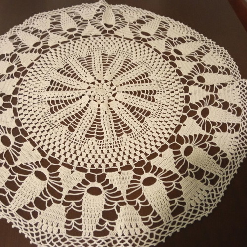 Handmade knitted linens like new, set of 2, beige
