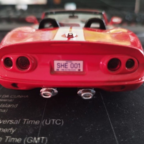 Shelby 1999 metal model car scale 1:24 like new