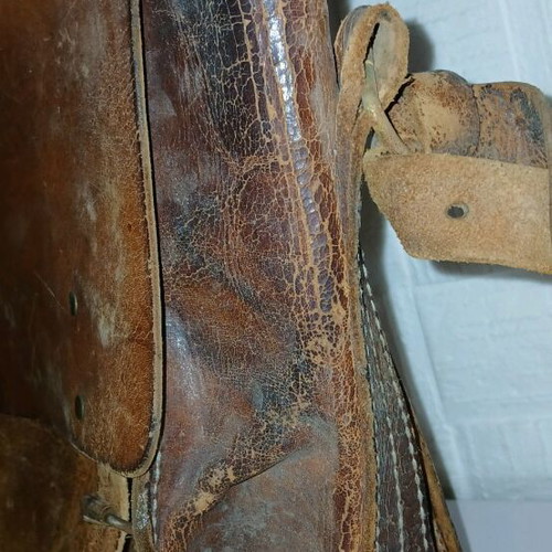Vintage leather ELTA messenger bag used, 1970s, brown