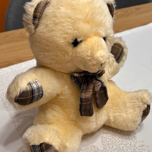 Stuffed teddy bear like new, about 25 centimeters