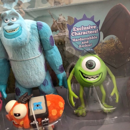 Monsters University Deluxe 10 Figure Set Like New
