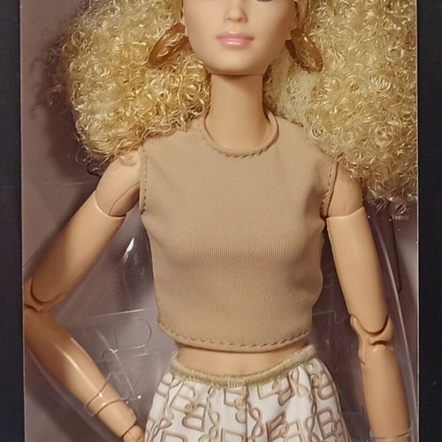Barbie Basics Model 07 new 12'' European doll MISB