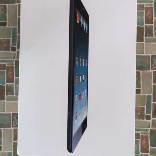 iPad mini 2 WiFi 16GB black like new