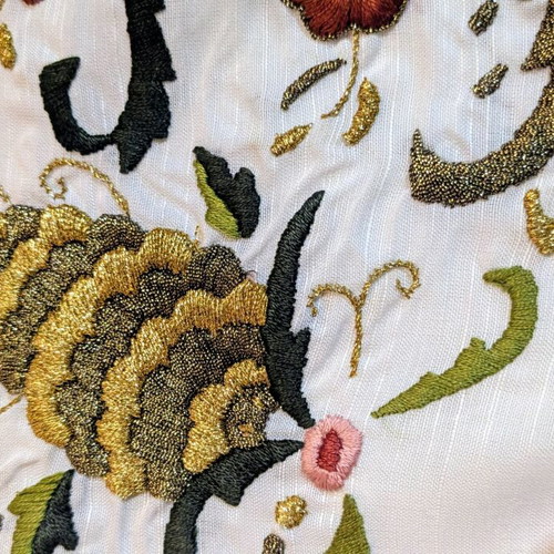 Handmade Sehmen Tsevres Table Runner 107x44 cm with Pinecone Embroidery