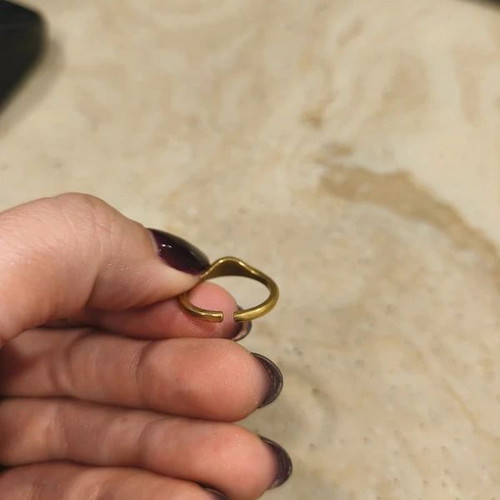 Ethnasia ring new, gold color
