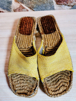 Mohino Original Design women's summer slides sandals