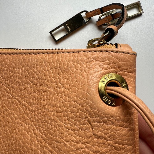 KEM leather shoulder bag in apricot, like new