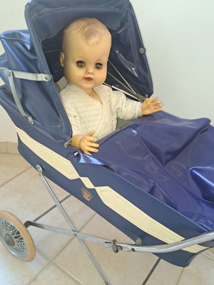 Vintage baby doll with ΕΒΠΑ 2964 stroller like new