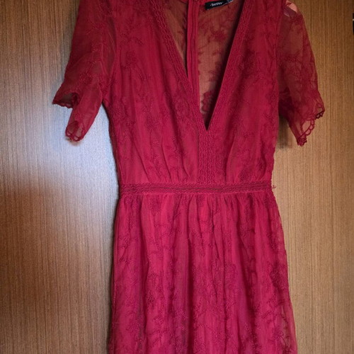 Bershka red dress with lace like new, size S
