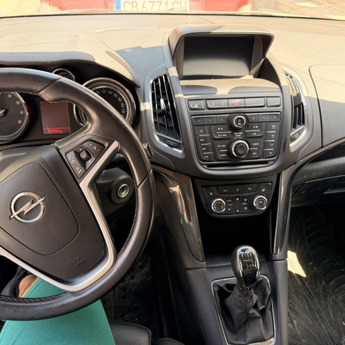 Opel Zafira Tourer 1.6 ecoM Turbo minivan, 7 seats, gas/methane
