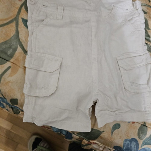 Baby romper shorts linen type like new, size 3-6 months white