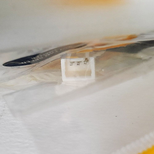 Fan converter used from 12V to 9.5V 3-pin, pack of 2 Sharkoon