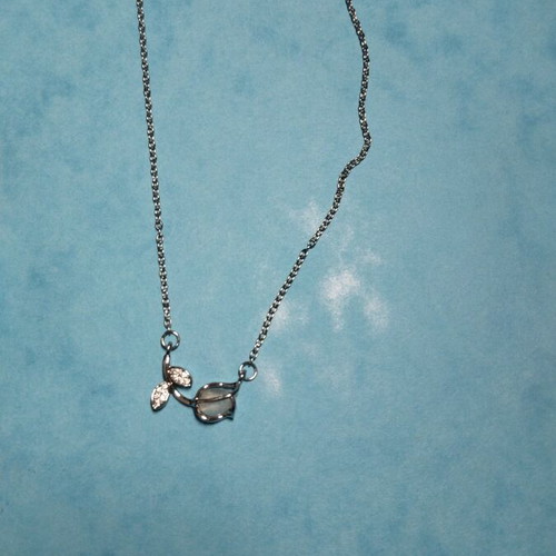 Rose necklace new