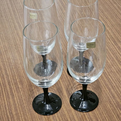 Luminarc water glasses used, set of 4 with black base