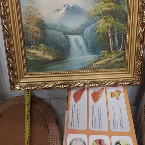 Framed painting like new