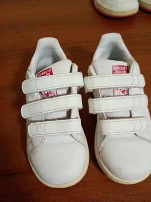Adidas Stan Smith kids shoes like new, size 24