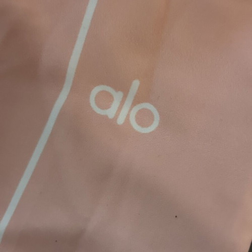 Alo Yoga set, pink, size small